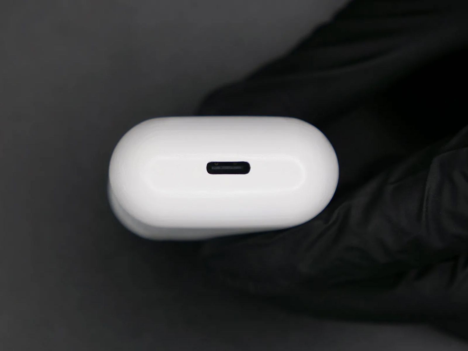 C Airpod Case