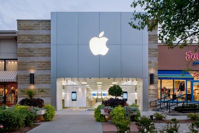 apple village pointe