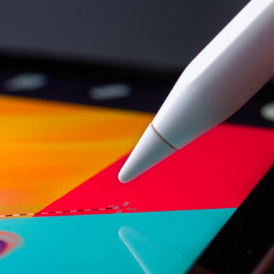 Apple Pencil on iPad Close