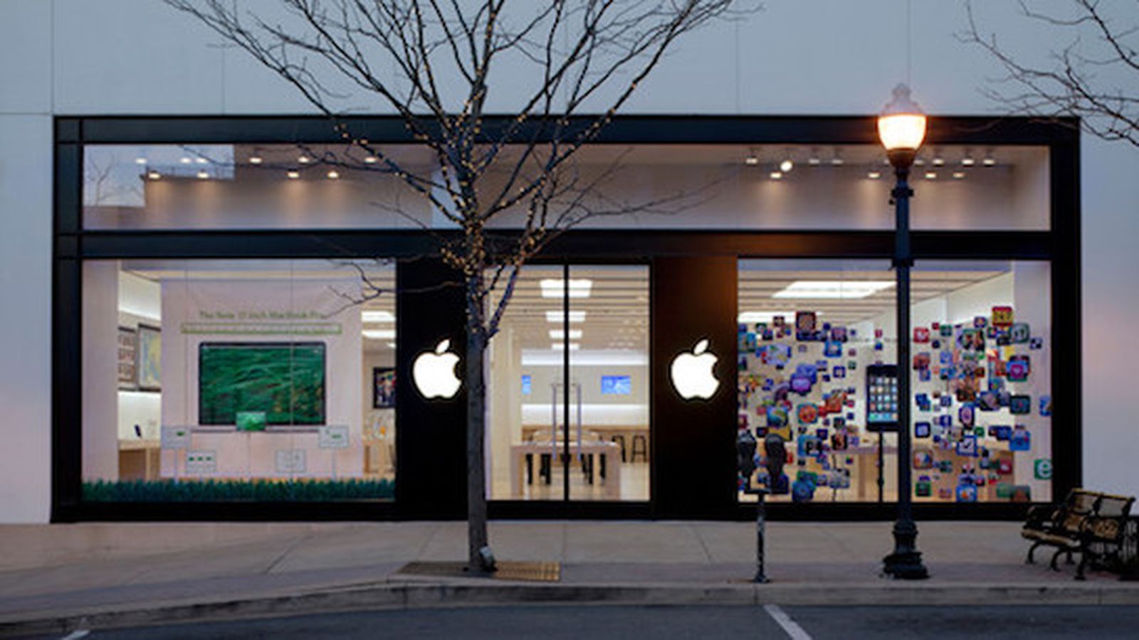 13 Apple Stores in US malls could reopen by May 2