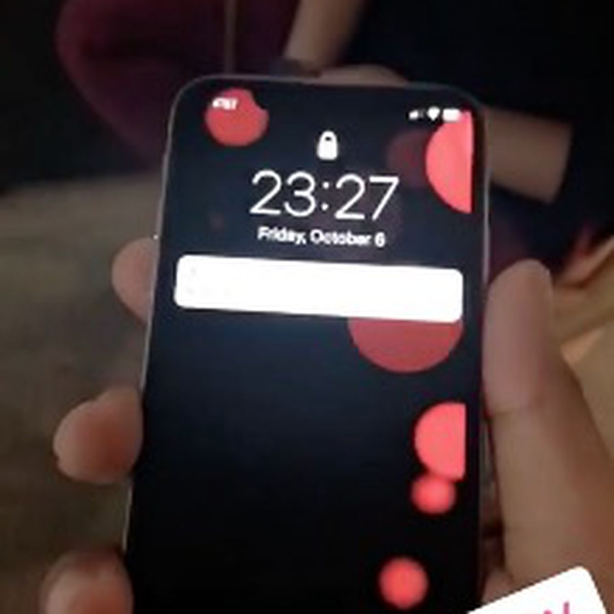 Iphone X With New Dynamic Wallpaper Appears In The Wild Macrumors