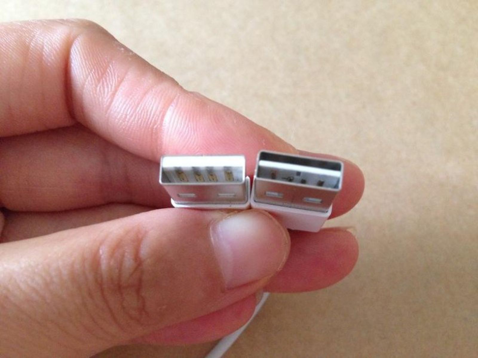 Gå ud kant offentlig Another Image of New Lightning Cable with Reversible USB Connector Surfaces  - MacRumors