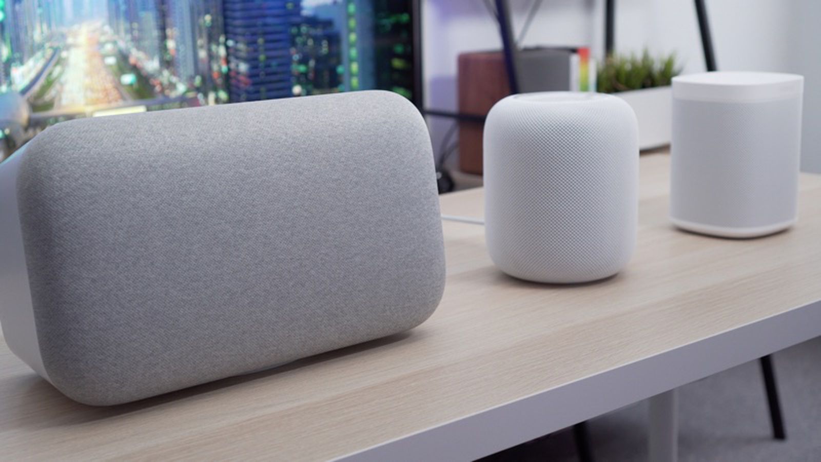 lette udledning mikrocomputer Smart Speaker Showdown: HomePod vs. Google Home Max vs. Sonos One -  MacRumors