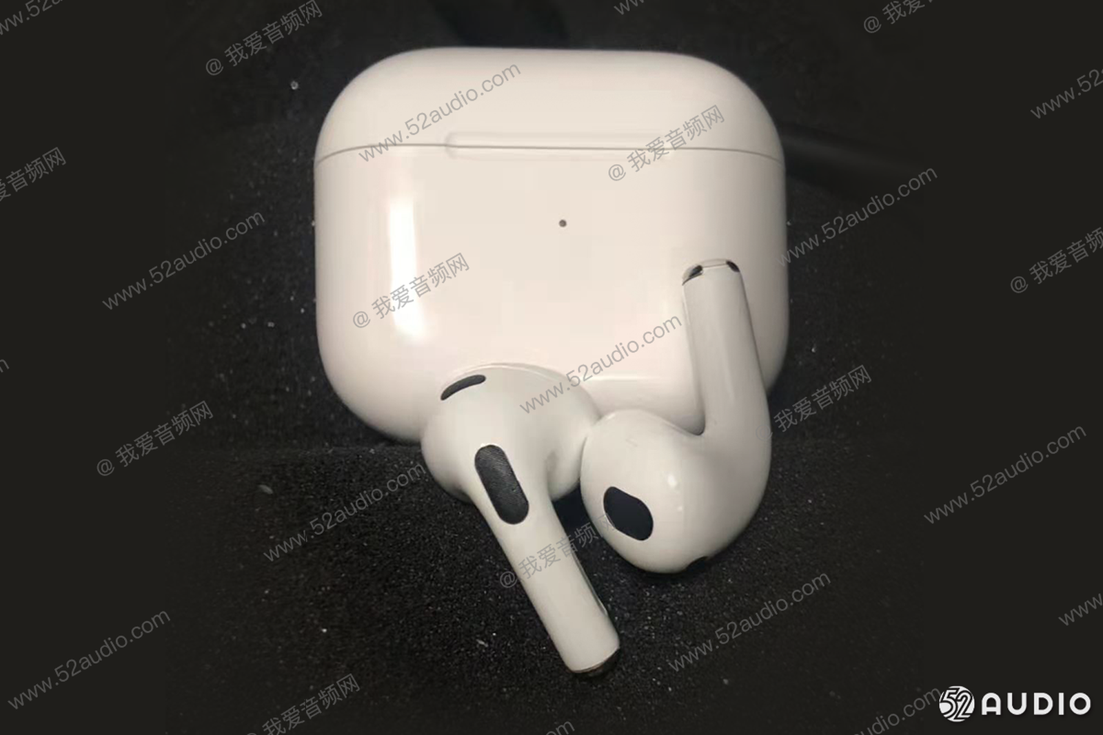 Photo of La supuesta imagen filtrada afirma parecerse a AirPods y estuches de tercera generación