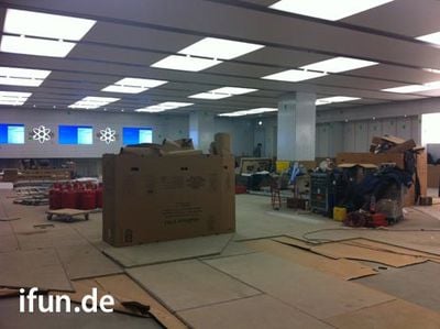 154918 dresden apple store interior