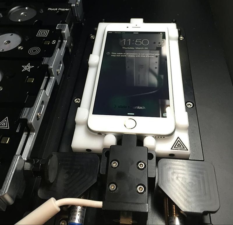 Apple Providing Select Repair Shops With iPhone Calibration Machine For ...