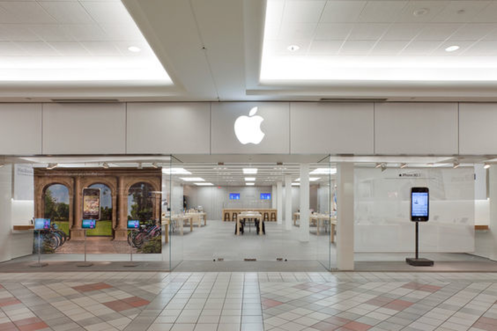 South Shore - Apple Store - Apple