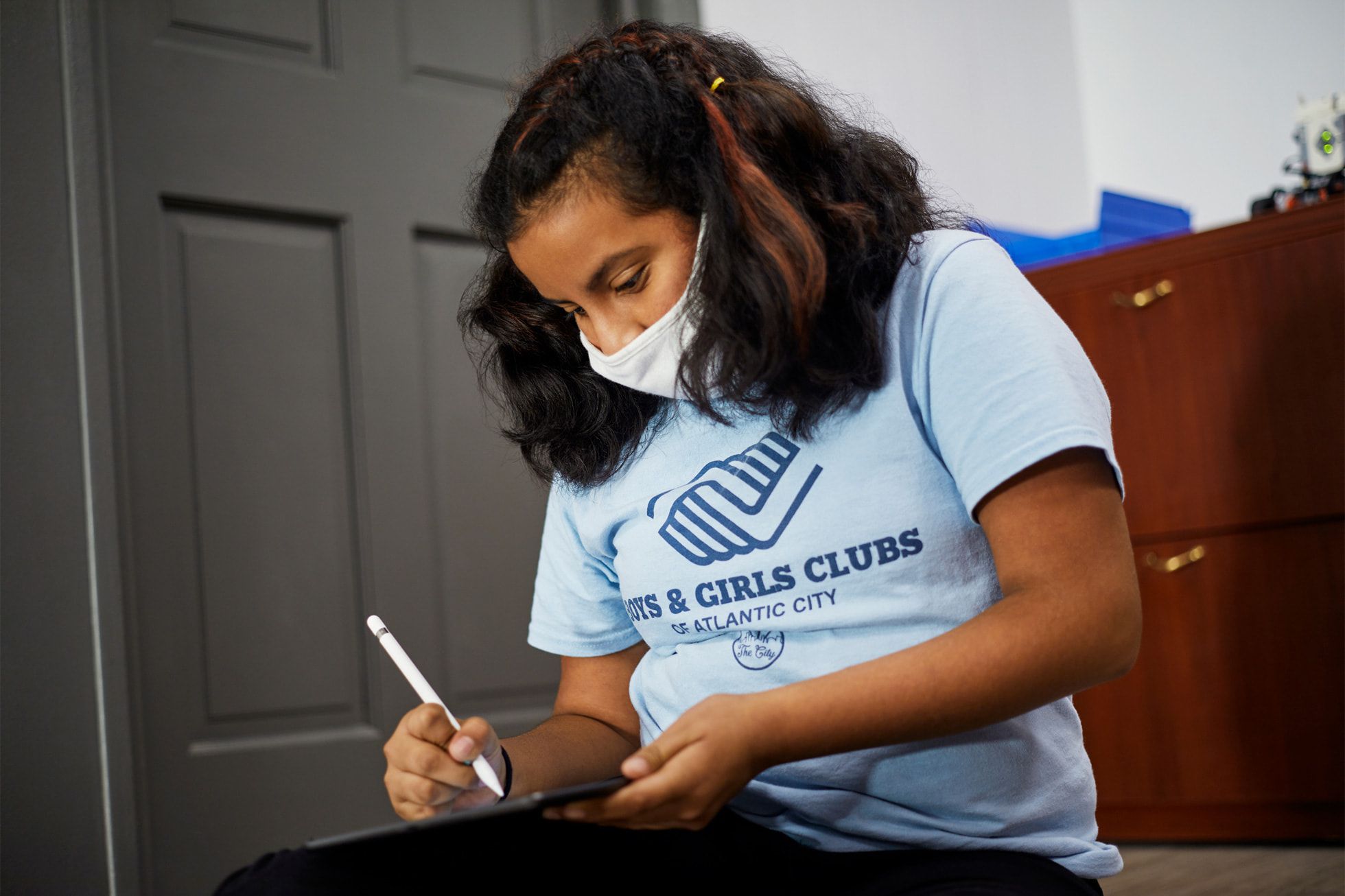 photo of Apple Partners With Boys & Girls Clubs to Provide Tens of Thousands of Kids With Opportunity to Learn How to Code image