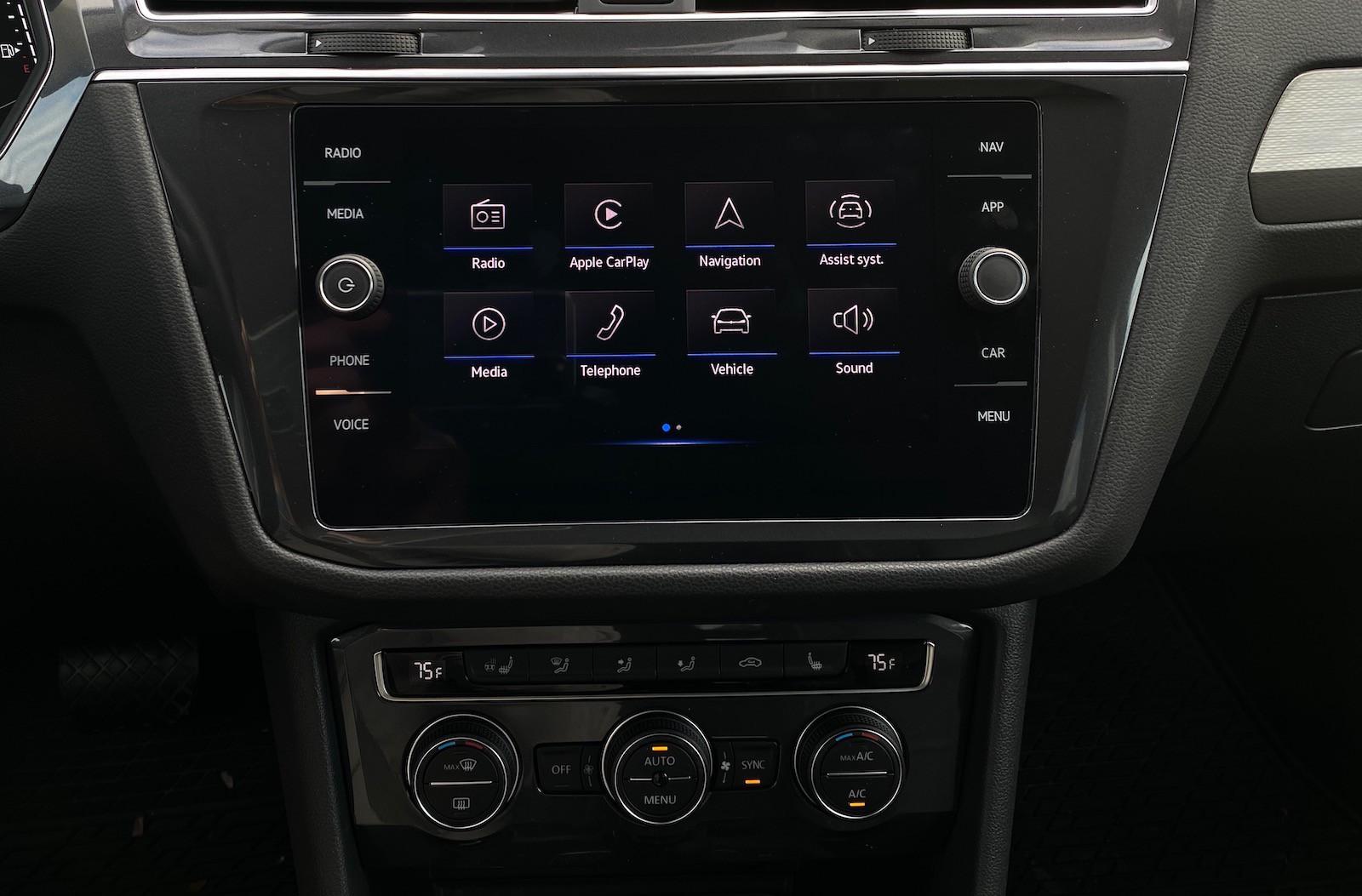 Carplay тигуан 2