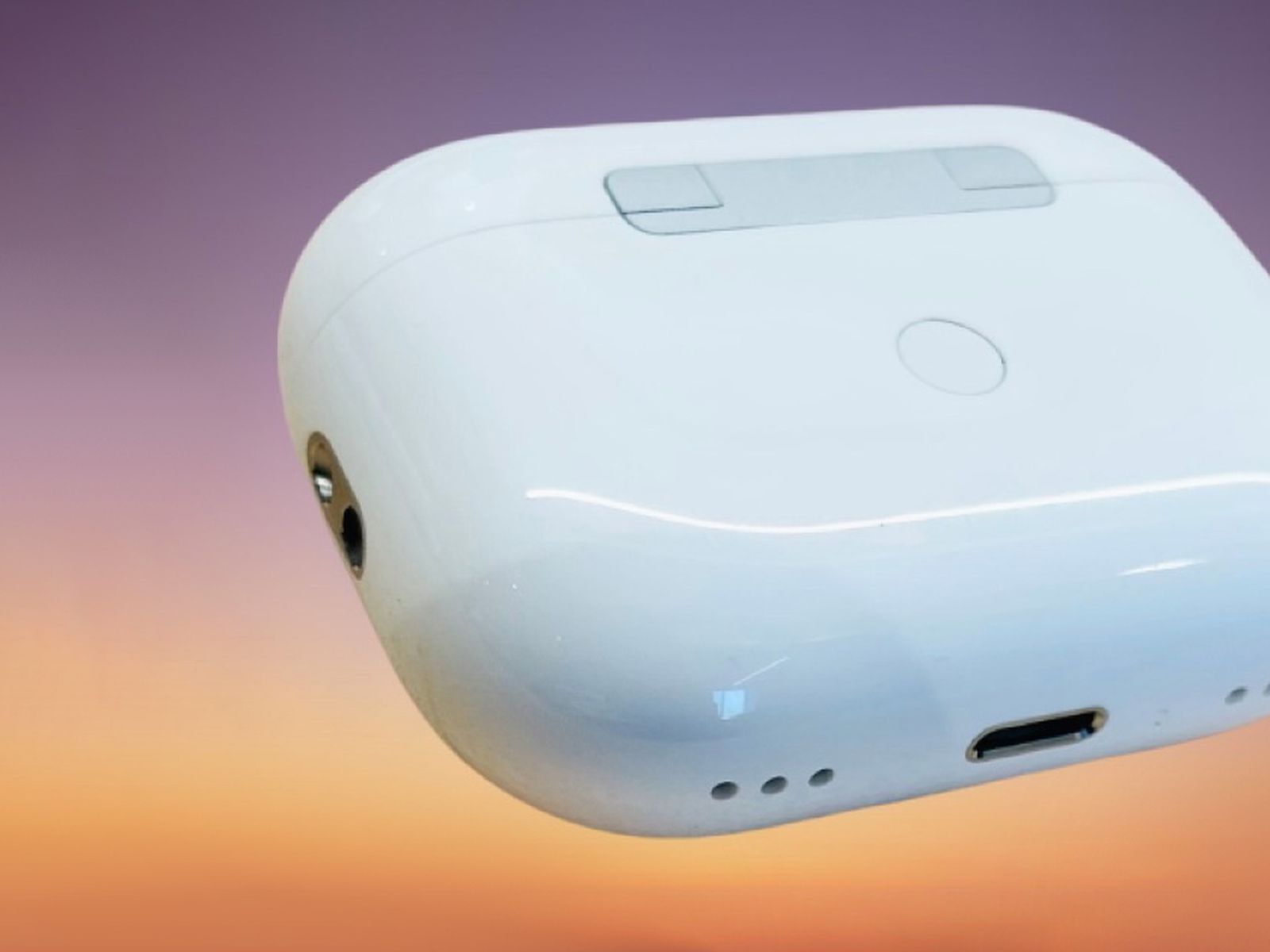 Photos Depict Alleged AirPods Pro 2 With Same Design, Case With