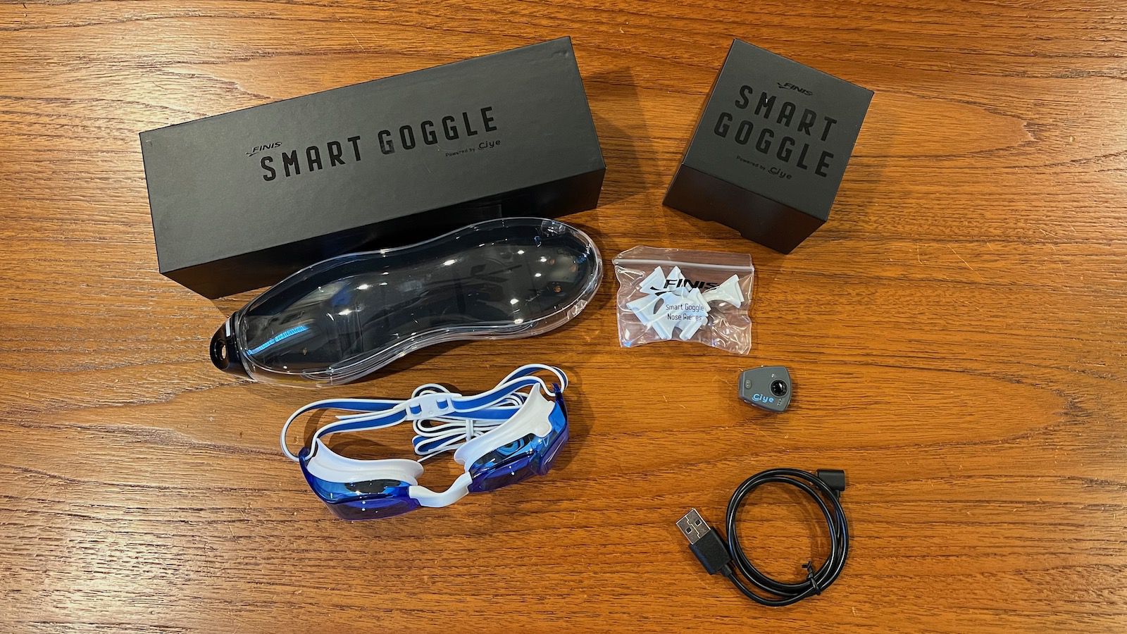 Review: FINIS Smart Goggle Tracks Your Swim Workouts and Integrates With Apple H..