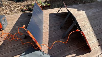 jackery solar panels side view