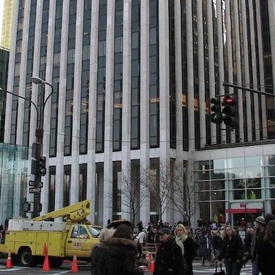 Apple Store Fifth Avenue FAO Schwarz