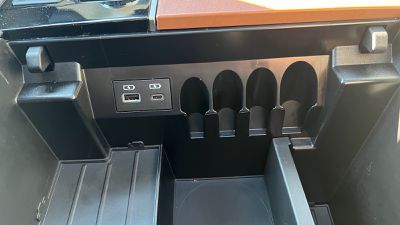 2022 tundra console ports