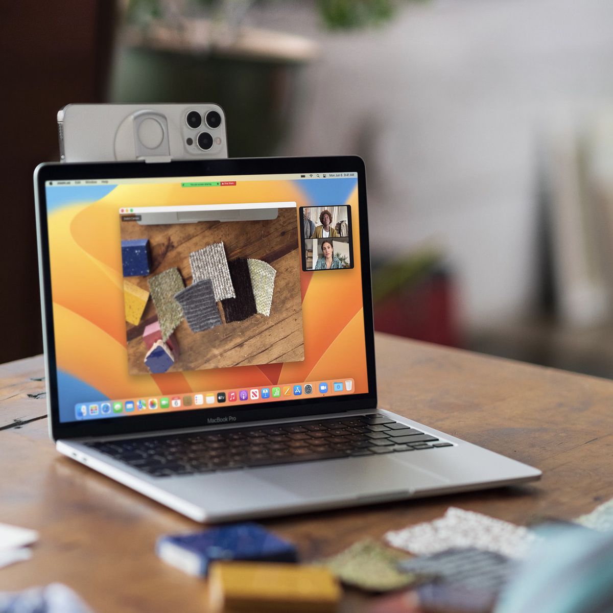 Apple Begins Selling Belkin Mount for Using an iPhone as a Mac's Webcam -  MacRumors