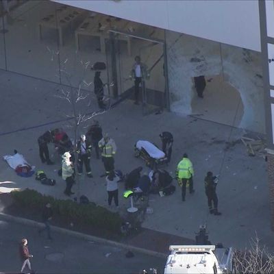 Apple Derby Street incident