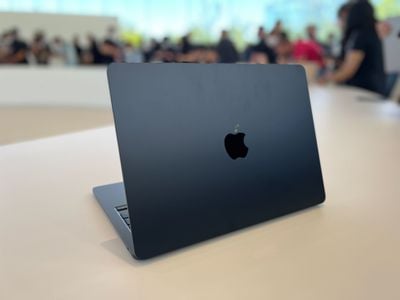 Redesigned MacBook Air With New Starlight and Midnight Colors 