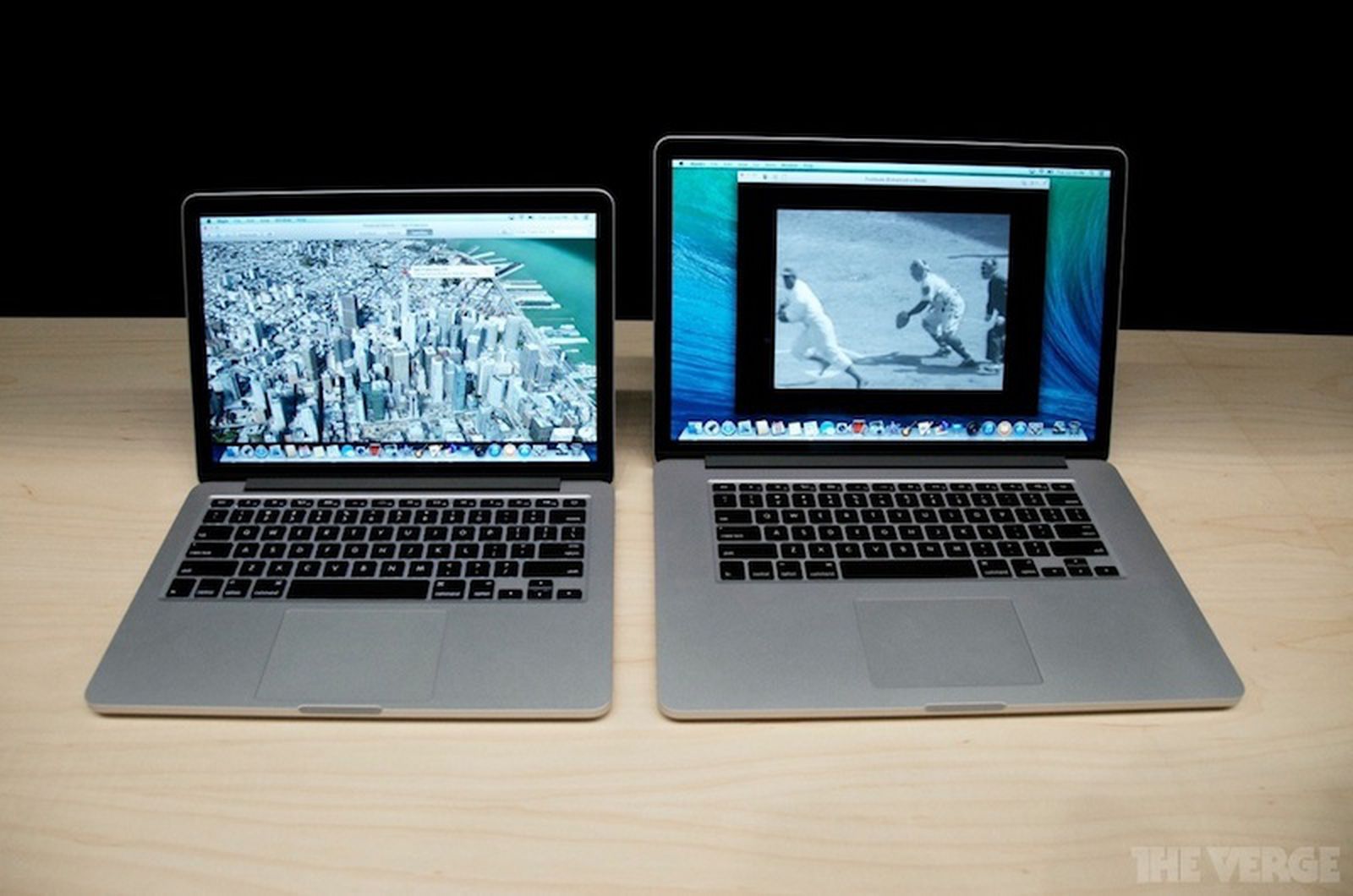 Экран ноутбука в сантиметрах. Макбук 13 и 15 дюймов. Mac Pro 2012 Retina 13 дюймов. MACBOOK Pro 13 vs 15. MACBOOK Pro 17.3.