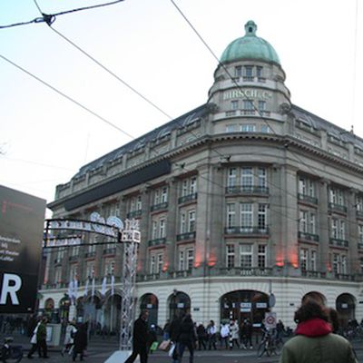 hirsch building amsterdam