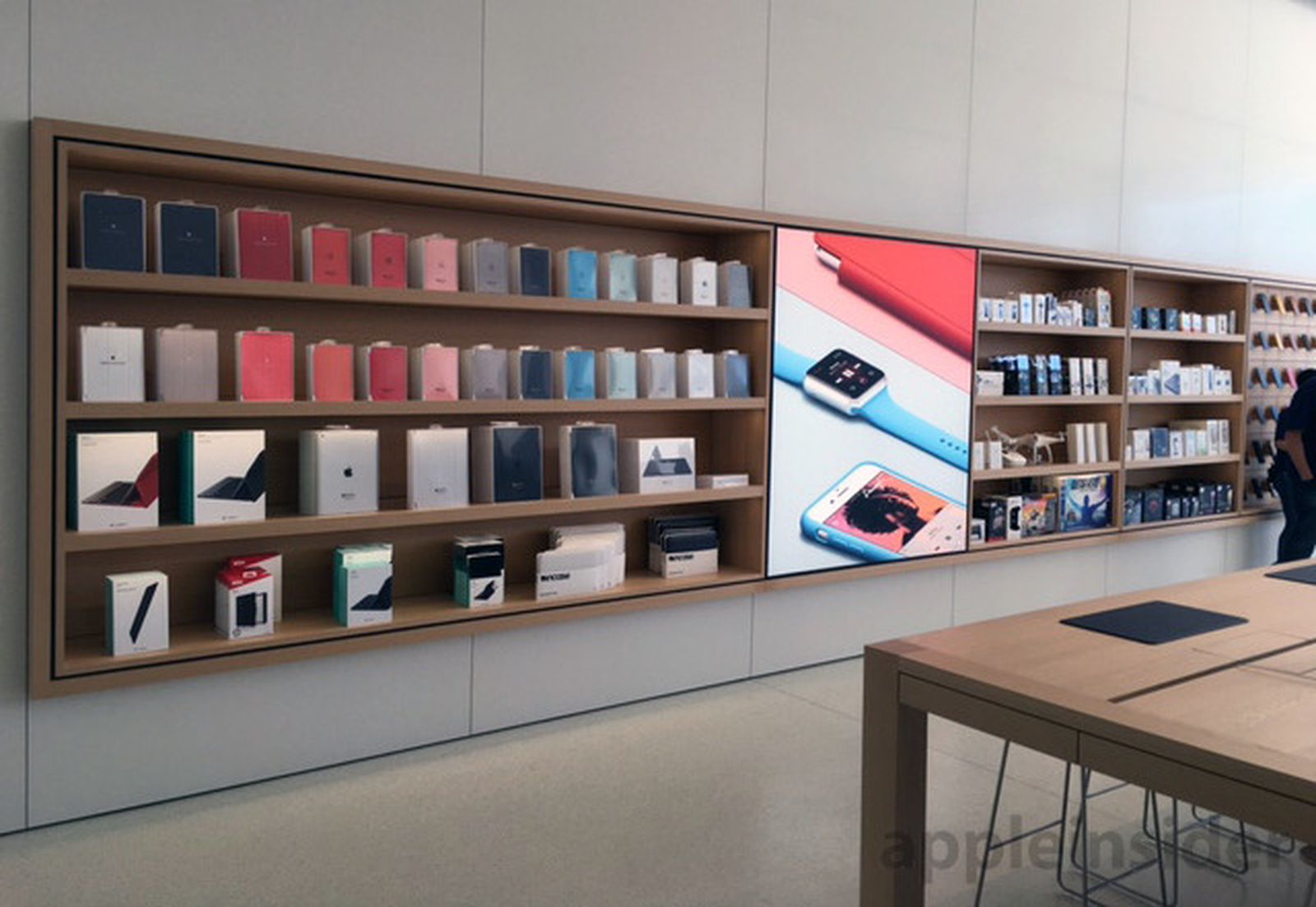 'NextGeneration' Apple Store Opens in Memphis MacRumors