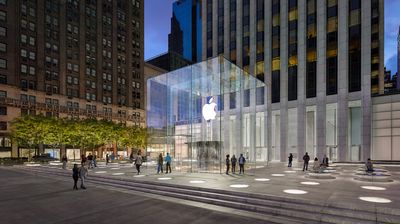 Apple Fifth Avenue Hero