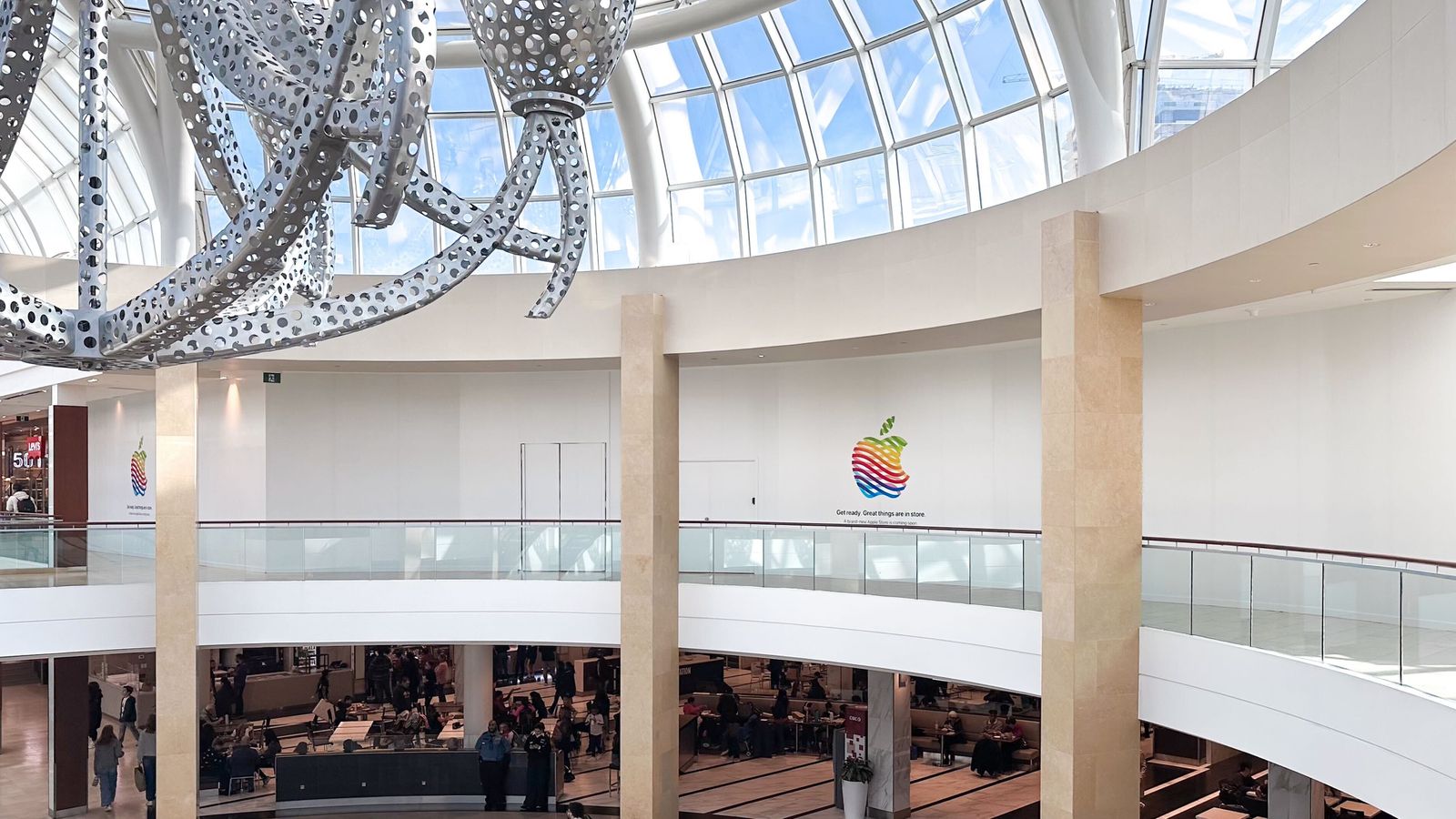 Apple Teases New Store 'Coming Soon' at Square One Mall Near