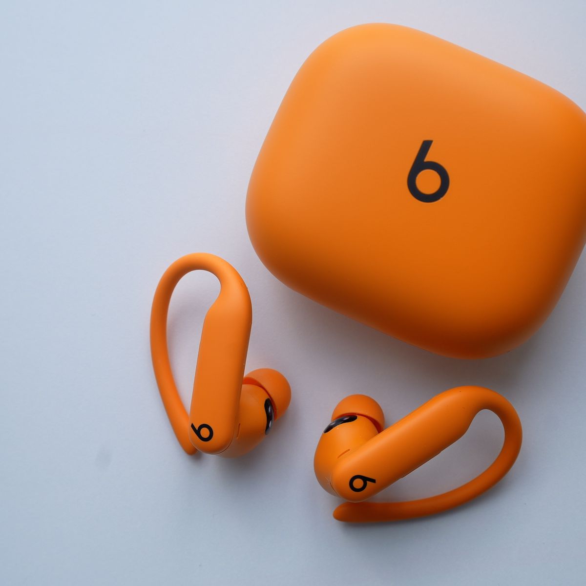 powerbeats-pro-2-2.jpg