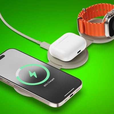 satechi charger on green 2
