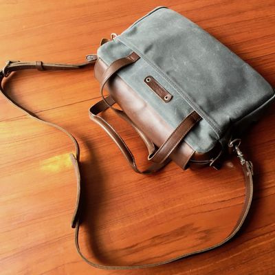 pad quill small briefcase 1