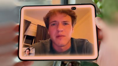 iPhone Duo Has Edge Light Feature Just Like Macs Feature