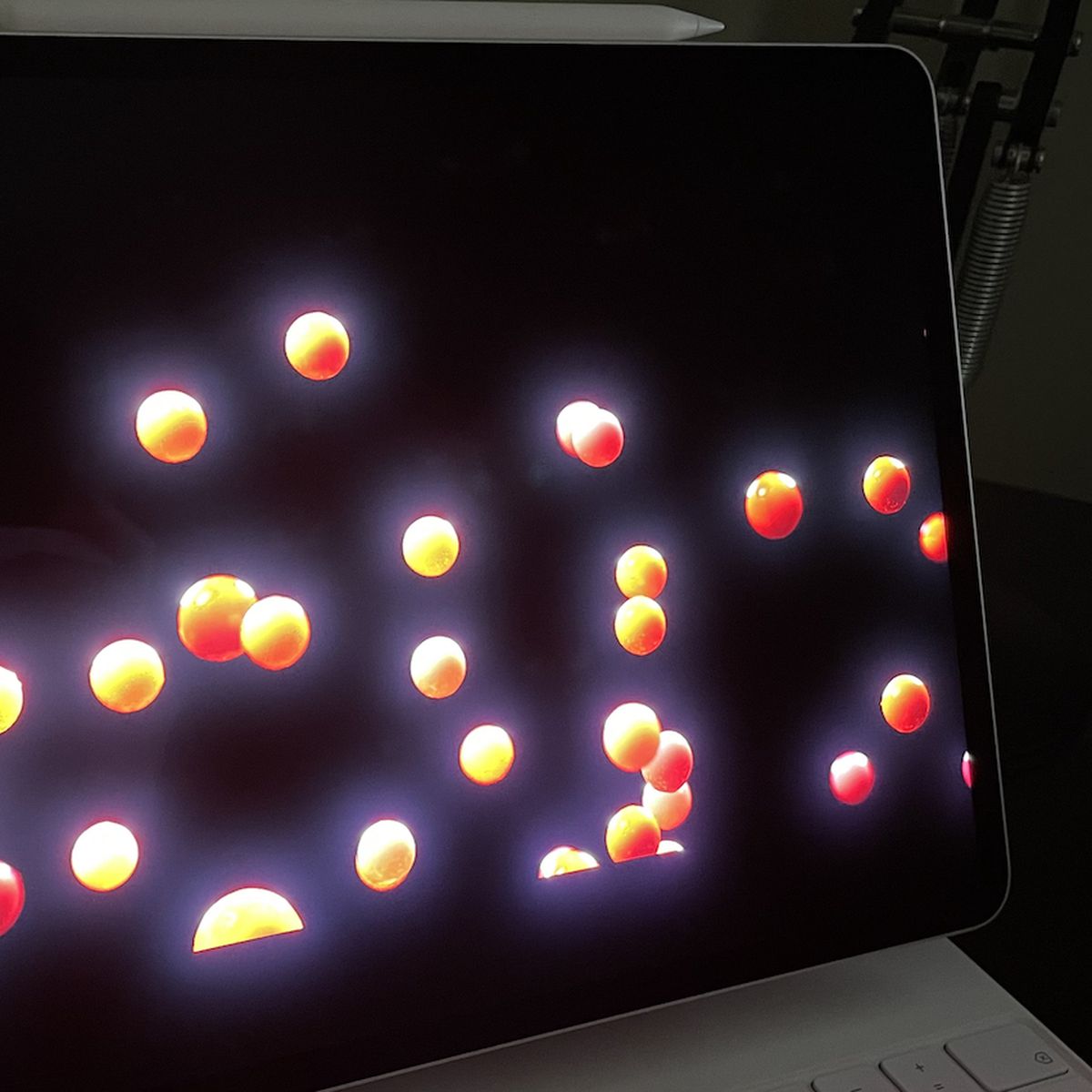Bloomberg: 12.9-inch iPad Pro will bring mini-LED display in April, despite  shortages -  news