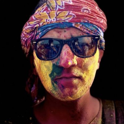 Tim Cook Holi Tweet 1