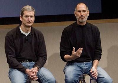 Tim Cook Steve Jobs