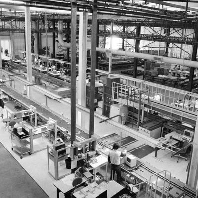 terence mccarthy new york times old mac manufacturing plant in california