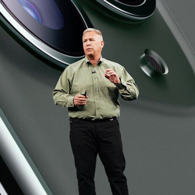 Phil Schiller 16x9 1