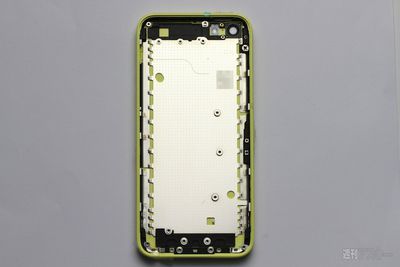 yellow_plastic_iphone_inside