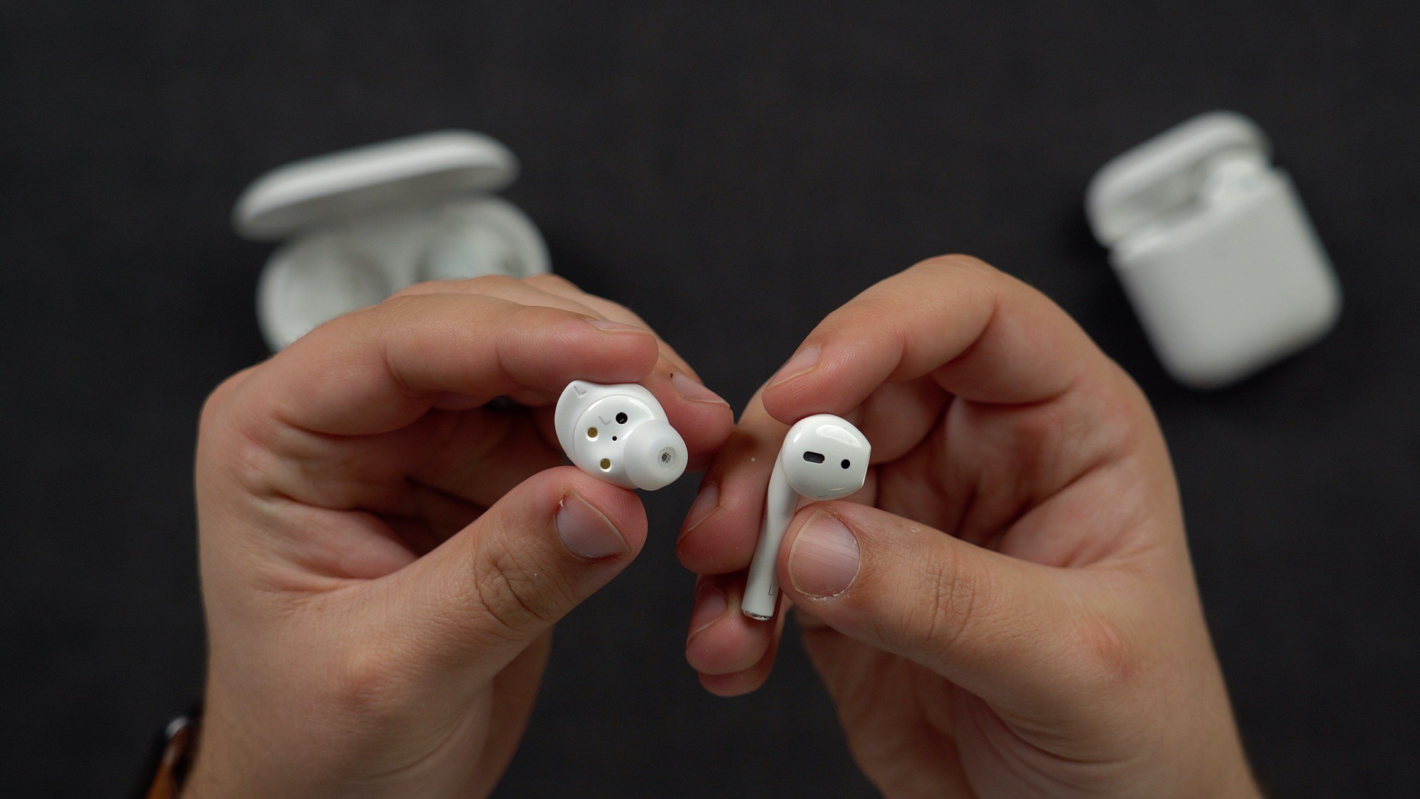 galaxy buds  vs airpods 2