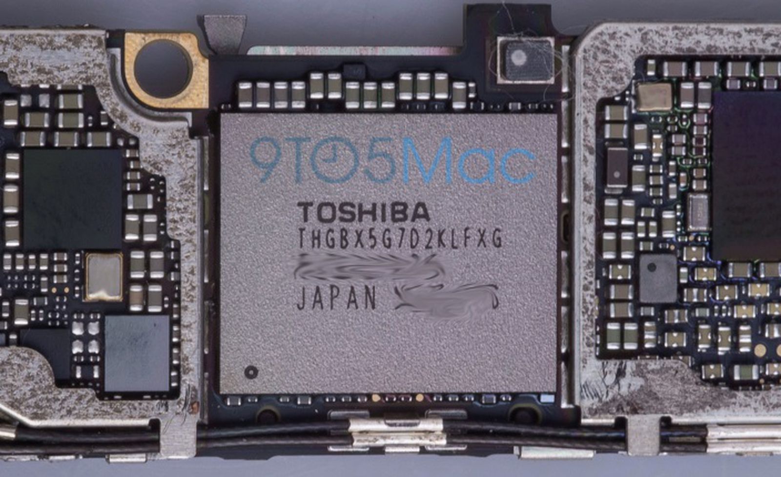 'iPhone 6s' Logic Board Suggests 16GB Base Model and Updated NFC