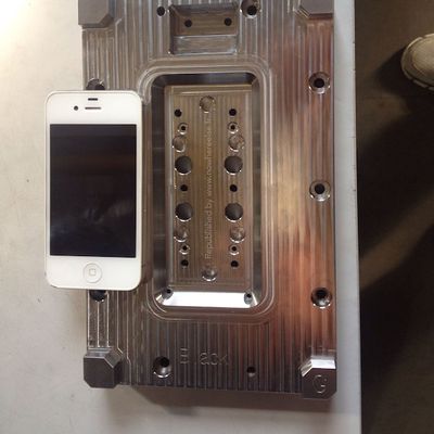 iphone 6 mold comp 1