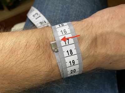 Choosing the Right Apple Watch Band Size - MacRumors